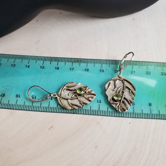 Sterling Silver 925 Leaf Peridot Dangle Earrings - Picture 3 of 4